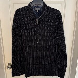 NWOT Geoffrey Beene Elegant Black Patterned Dress Shirt
